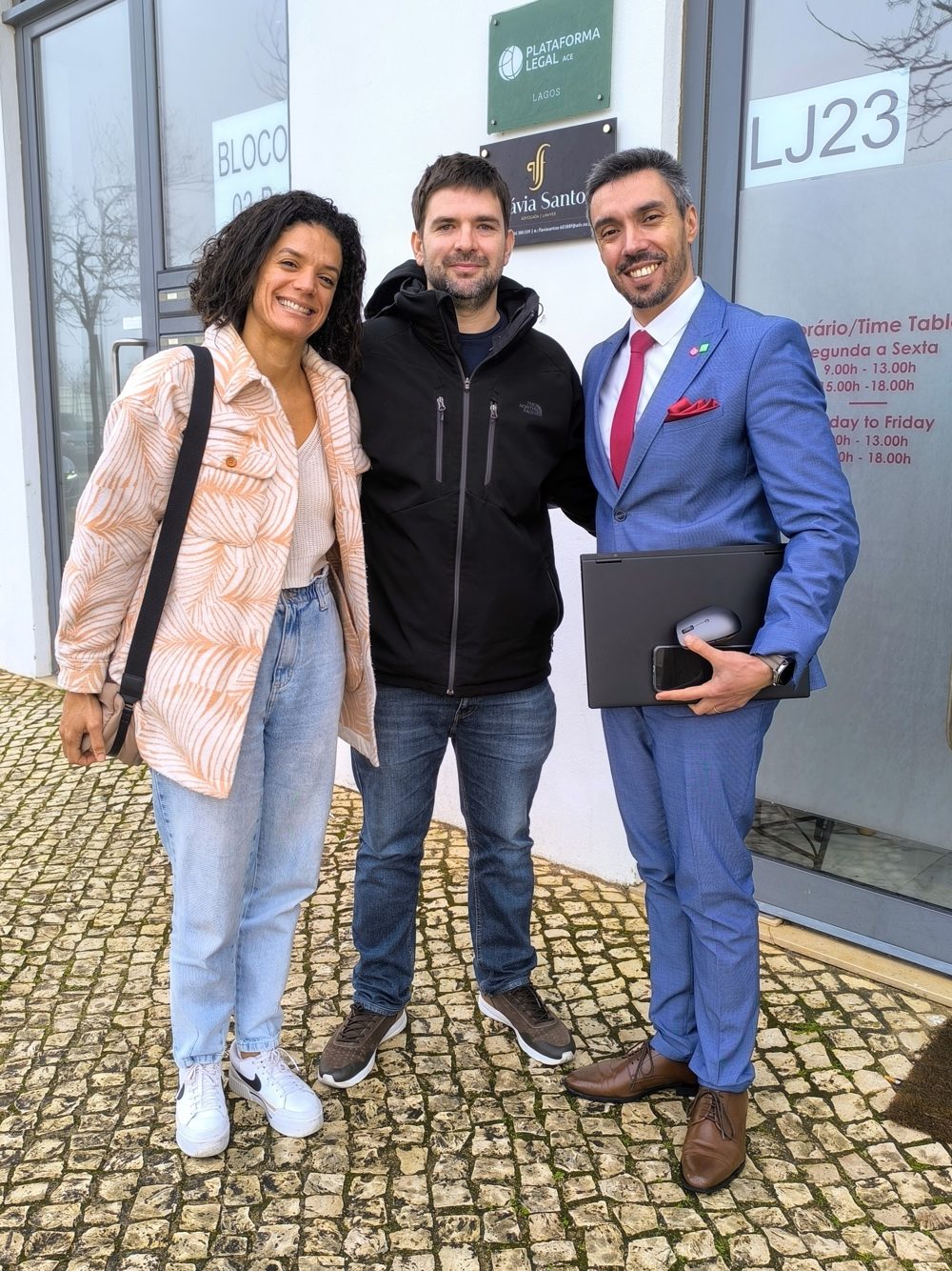 Argentinian and Brazilian couple buy their home in Portugal with mortgage broker support
